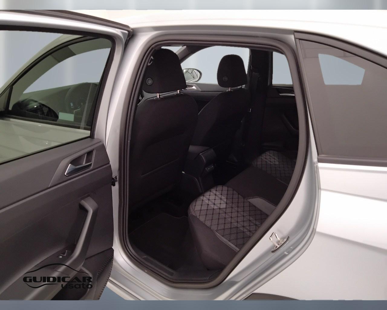 VOLKSWAGEN Taigo - Taigo 1.0 tsi R-Line 115cv