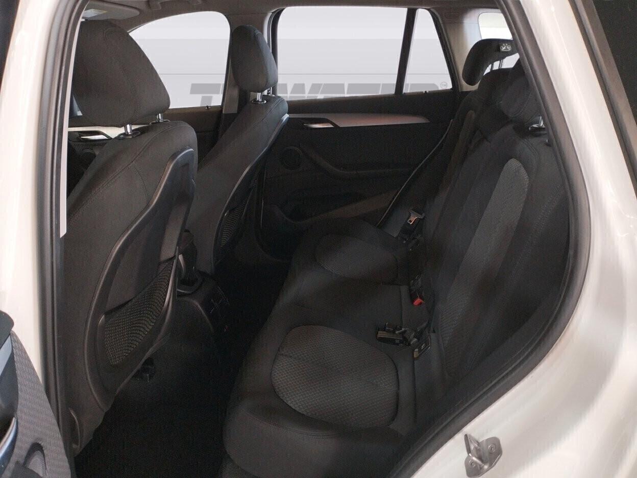 BMW X1 sdrive18i 140cv auto