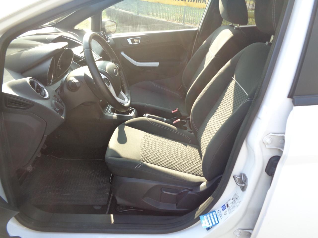 Fiesta 1.2 60CV 5p Black & White Edition 80milakm