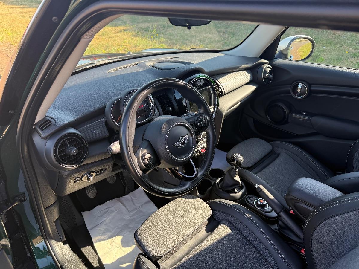 MINI 1.5 COOPER D BOSTON SEVEN 5 Porte; Tetto Apribile Elettricamente;