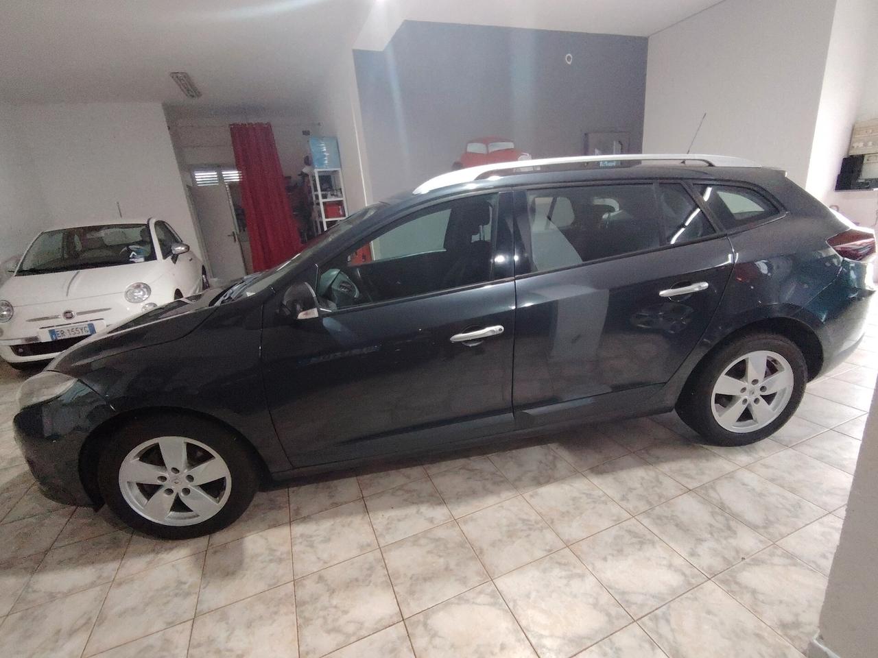 Renault Megane Mégane 1.5 dCi 110CV SporTour Confort