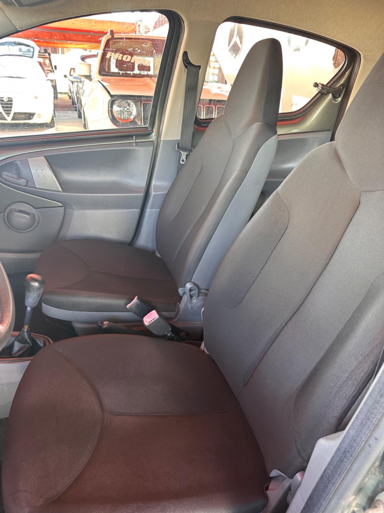 Toyota Aygo 1.0 12V VVT-i 5 porte