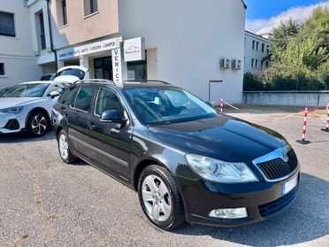 Skoda Octavia 1.6 TDI CR F.AP. DSG Wagon Ambition