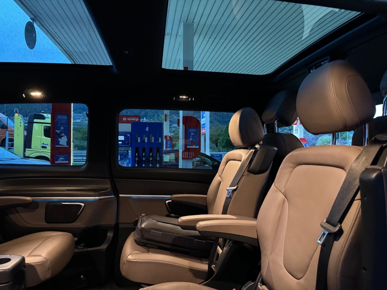 Mercedes-benz V 300 d Automatic 4Matic Premium Business Long