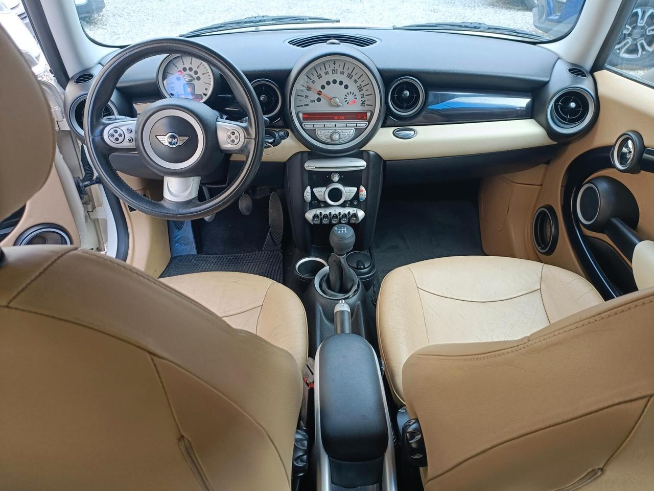 Mini 1.6 16V Cooper D