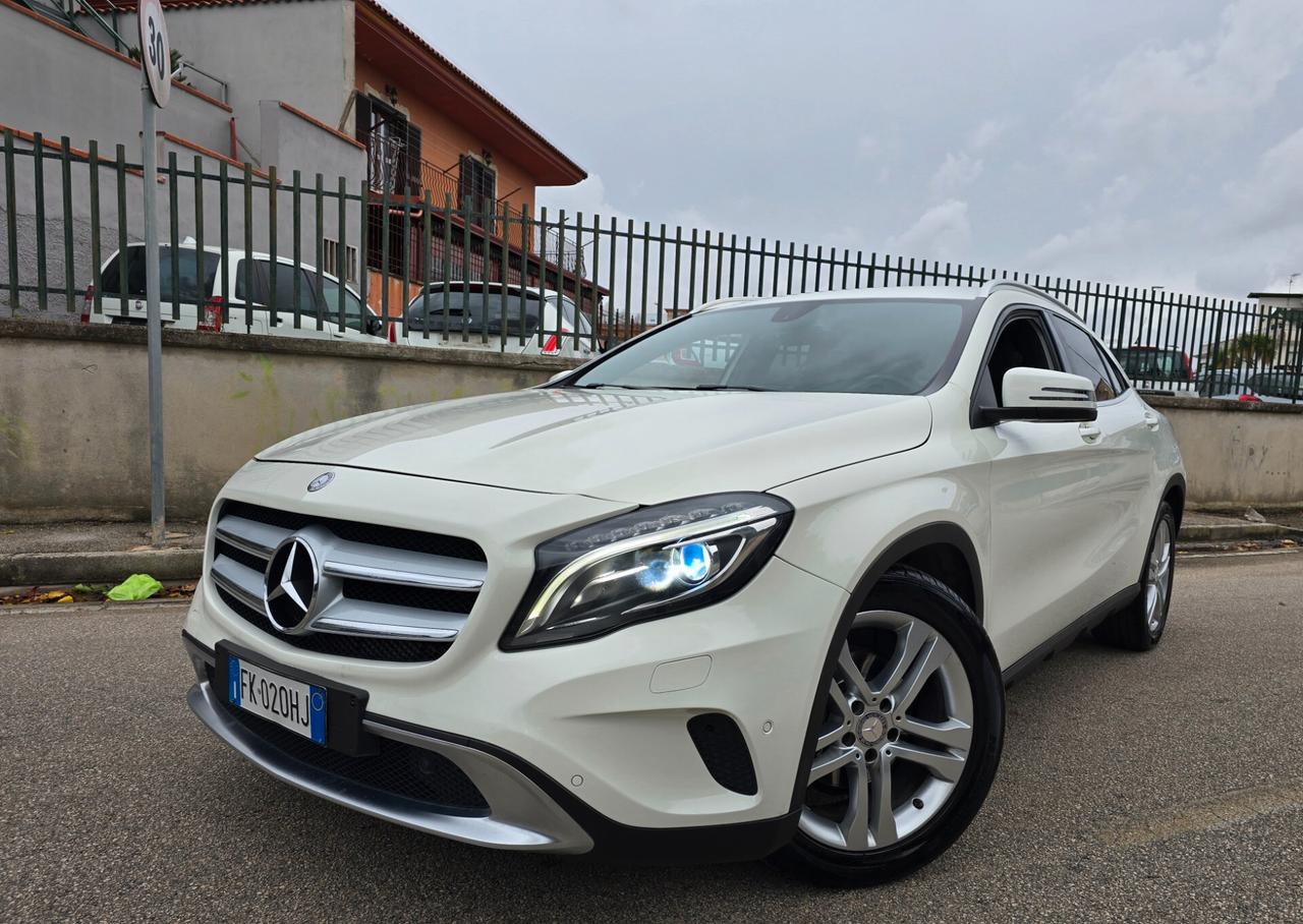 MERCEDES GLA 200 PREMIUM AUTOMATICA NUOVISSIMA