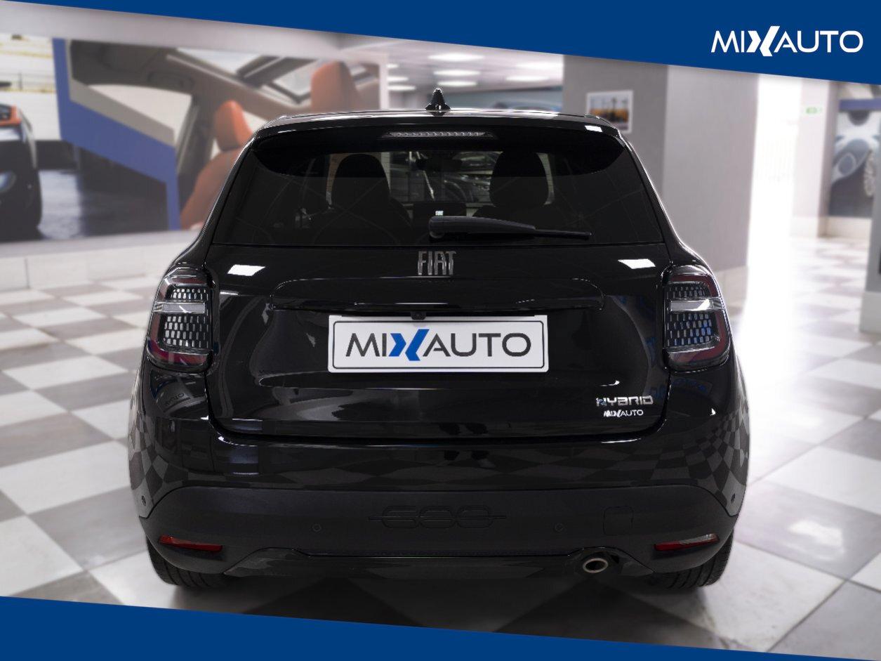 Fiat 600 1.2 Hybrid La Prima 110CV Auto