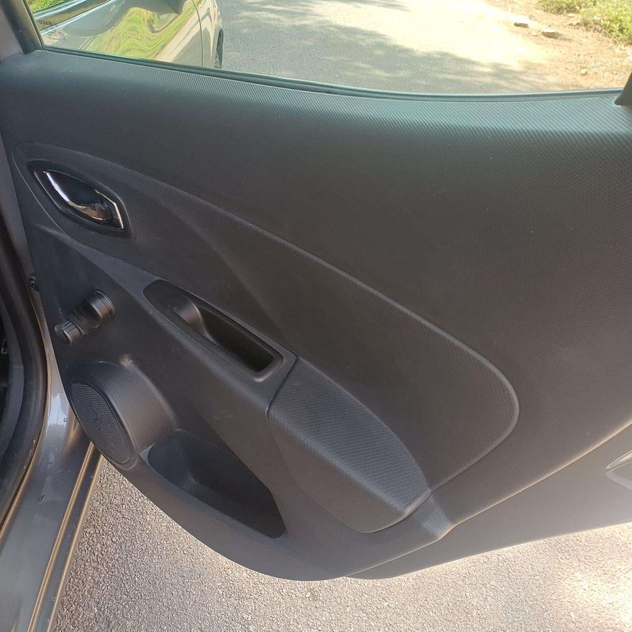 Renault Clio 1.5 dCi 8V 90CV Start&Stop 83gr 5 porte EcoBusiness