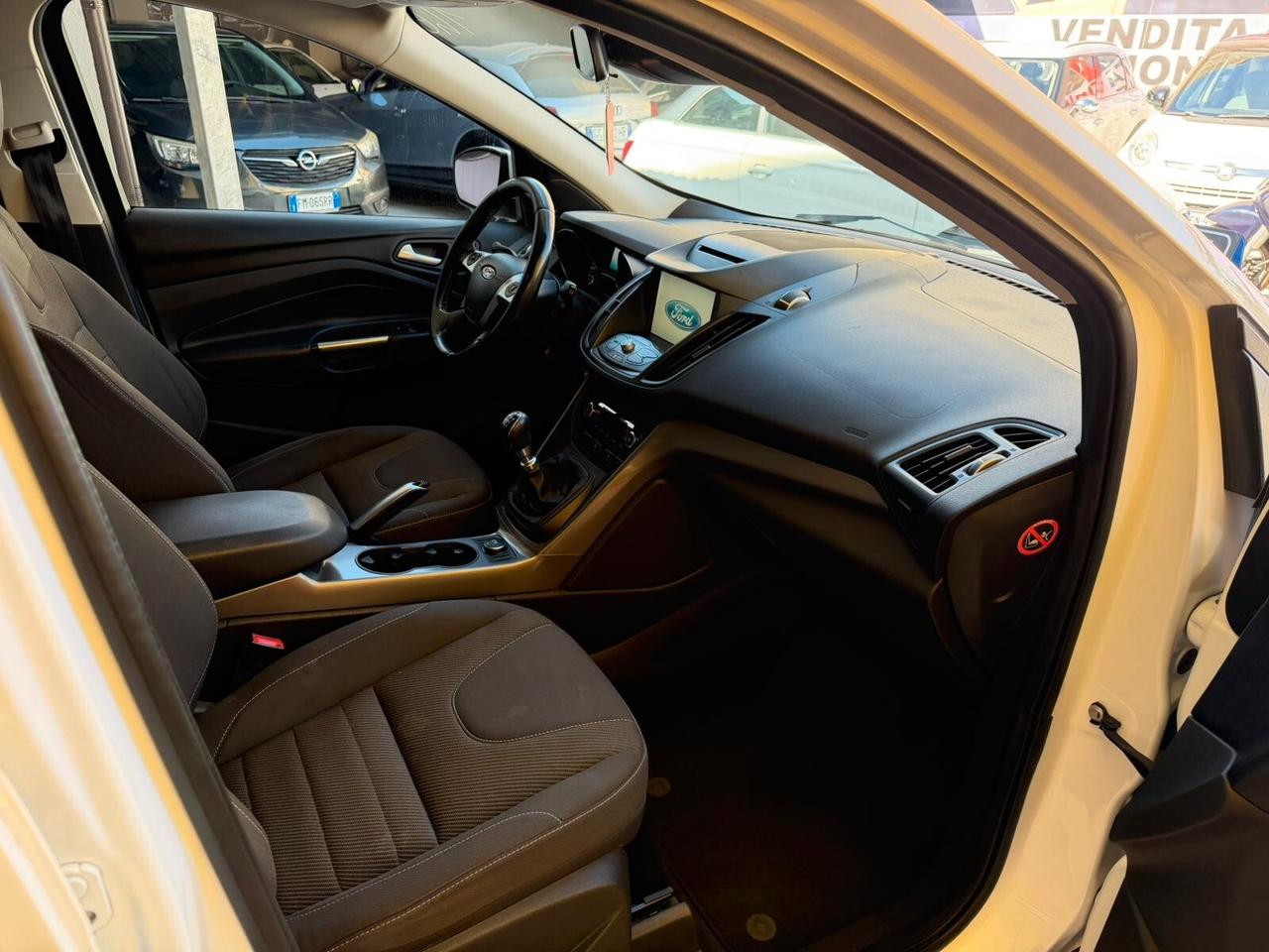 Ford Kuga 2.0cc diesel 12 mesi garanzia-2015