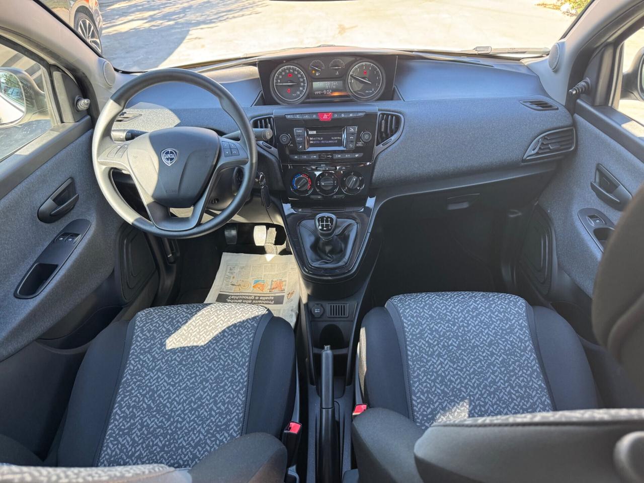 Lancia Ypsilon 1.2 69 CV 5 porte S&S Gold