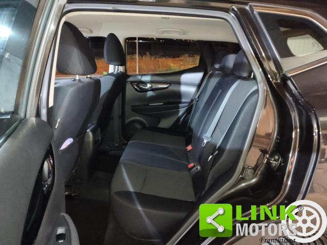 NISSAN Qashqai 1.5 dCi N-Connecta