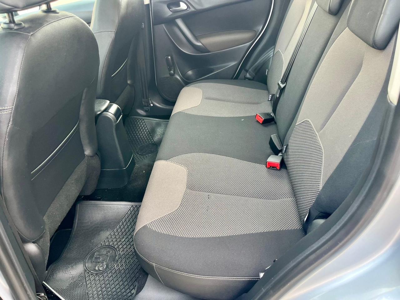 Citroen C3 1.2benz 2014 65.000km per neopatentati