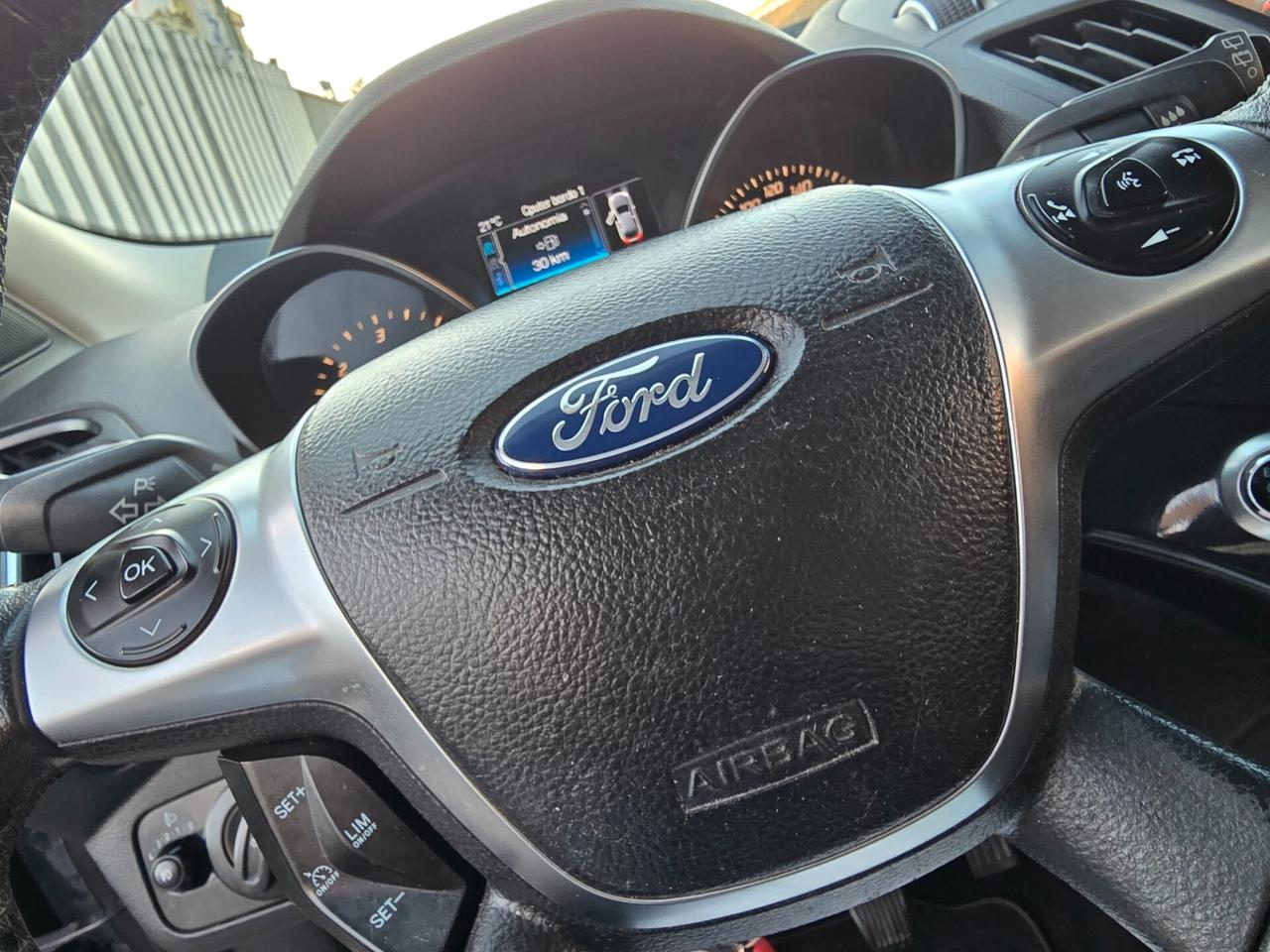 Ford Kuga 2.0 TDCI 150 CV S&S 4WD Titanium