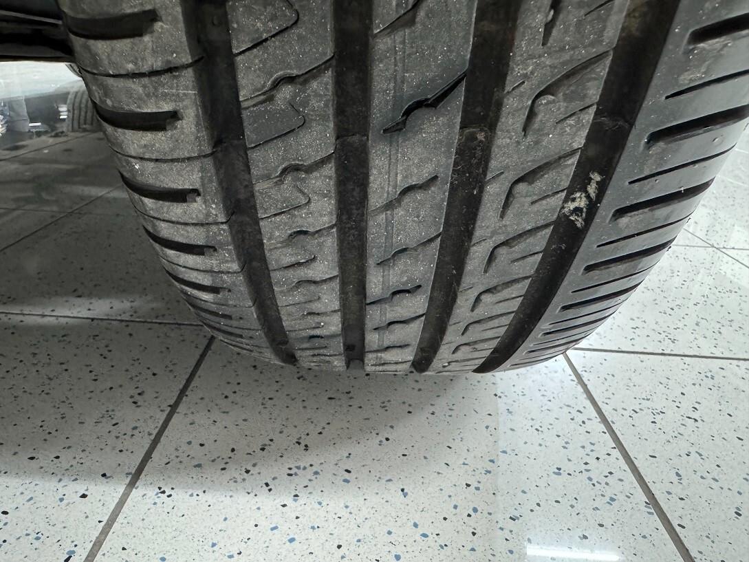 3008 1.6Hybrid e-EAT8 Allure PERFETTA COME NUOVA