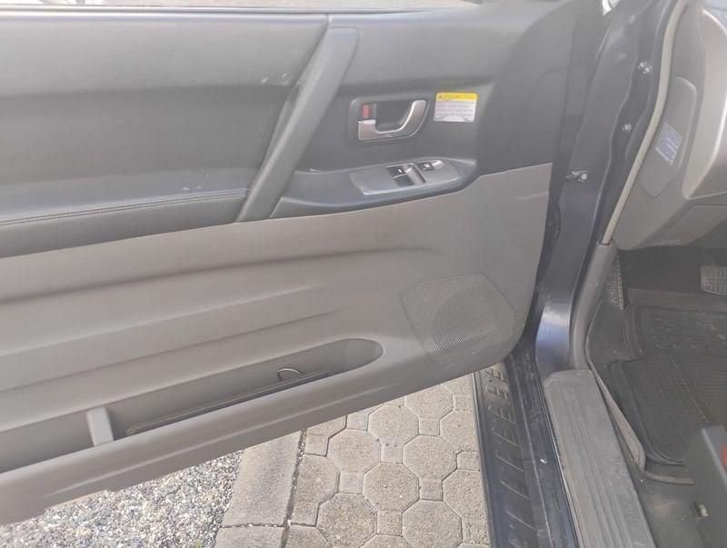 Mitsubishi Pajero Pajero 3p 3.2 tdi 16v di-d Instyle