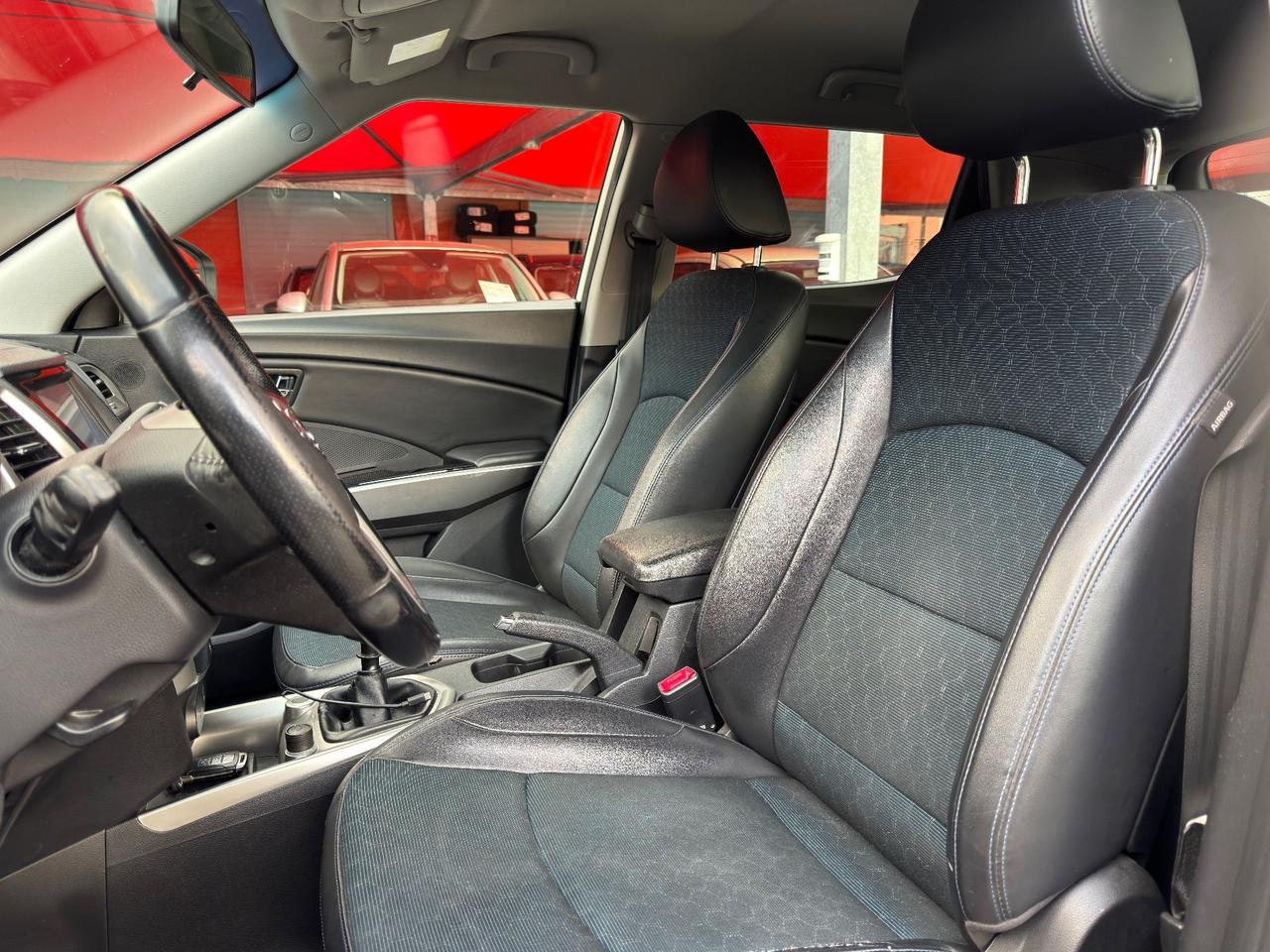 Ssangyong Tivoli 1.6 2WD ADATTA A NEOPATENTATI