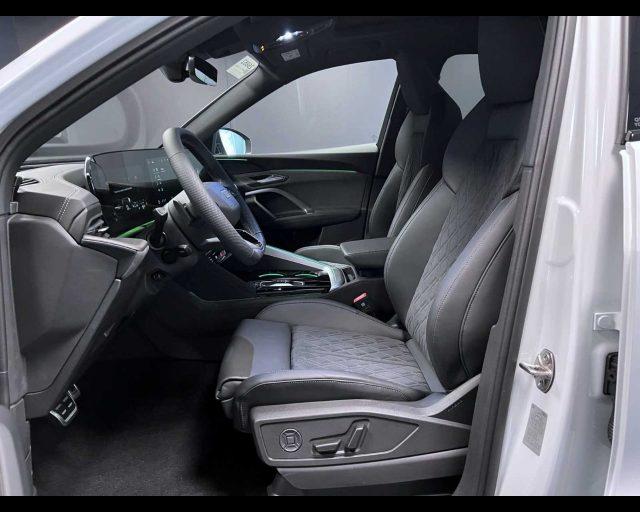 AUDI Q5 2.0 tfsi mhev+ Business 204cv s-tronic