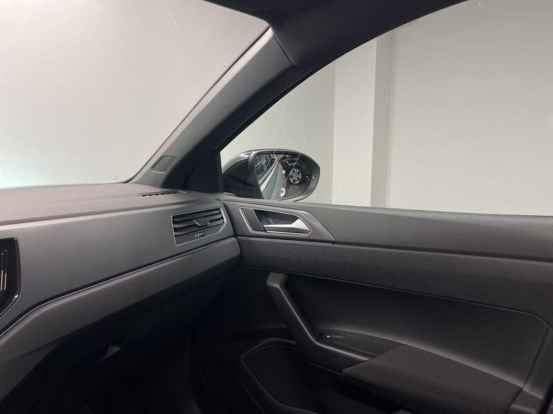 Volkswagen Taigo R-Line 1.0 TSI 81 kW (110 CV) Manuale