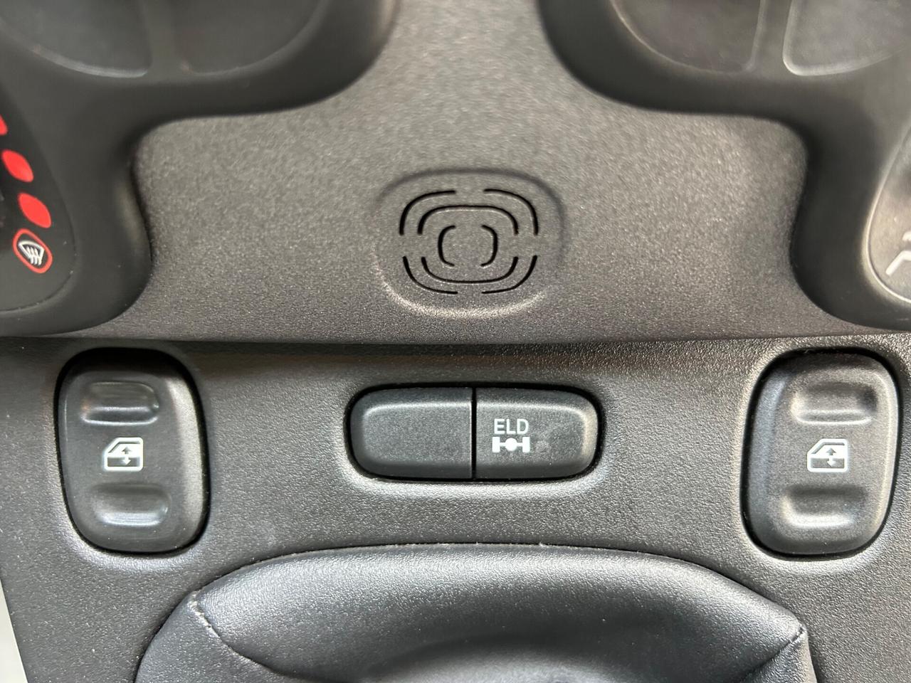 Fiat PANDA 4X4 1.3 MJ Diesel ( CON SOLI 80.000)