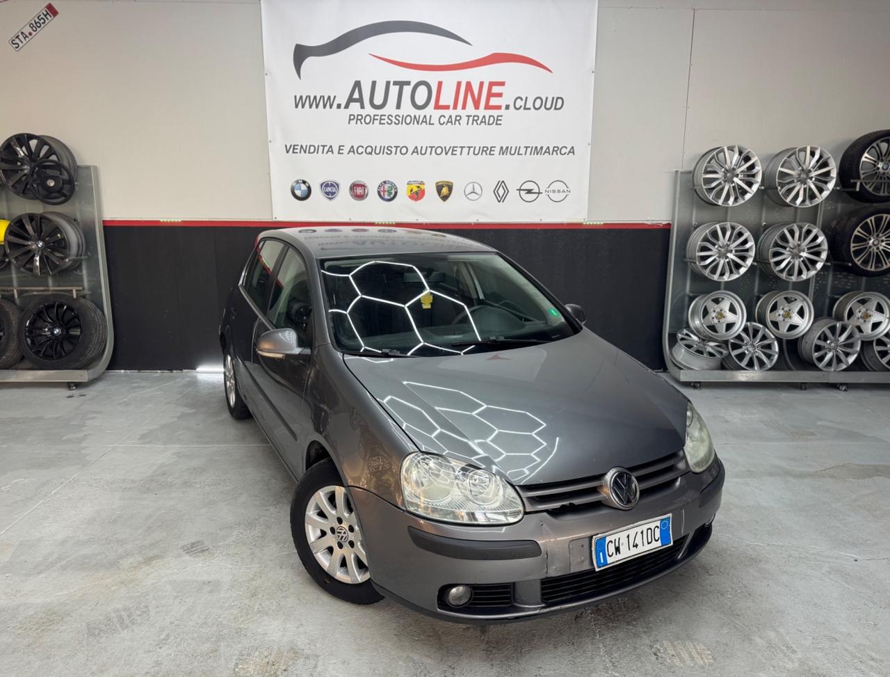 VW Golf 5 1.6 Benzina Metano 5P ADATTA NEOPATENTATI
