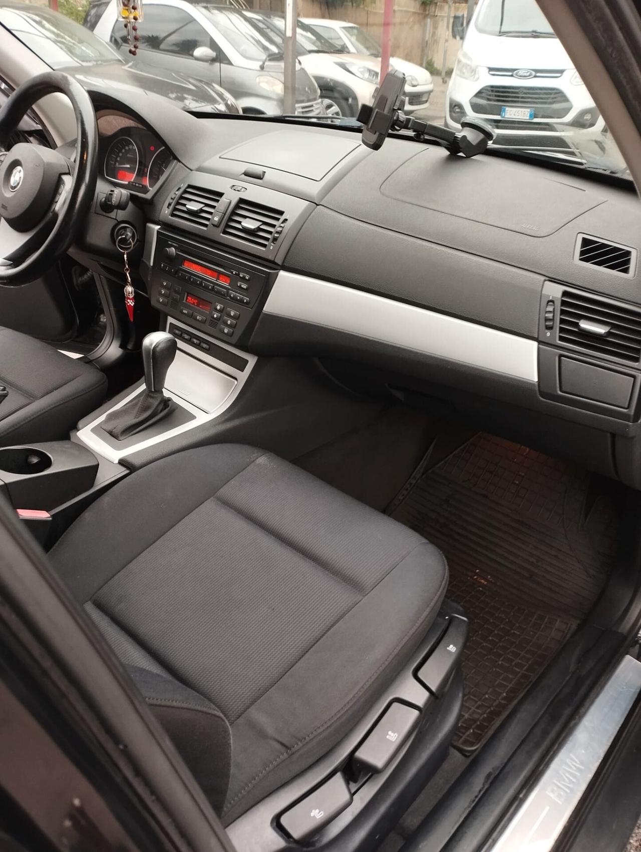 Bmw X3 2.0d cat Futura