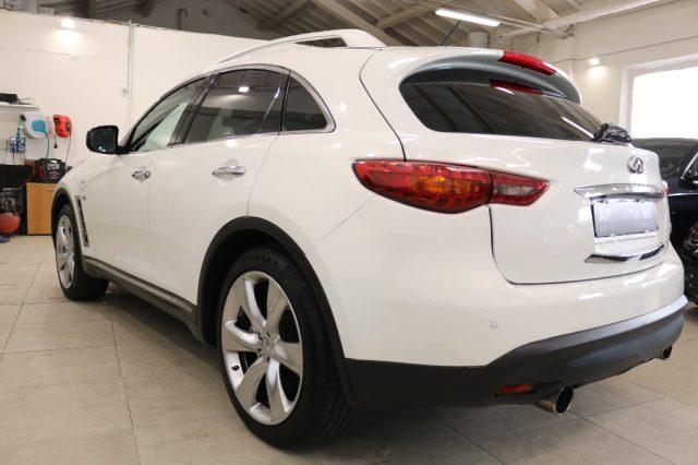 INFINITI QX70 3.0 diesel V6 AT S Premium