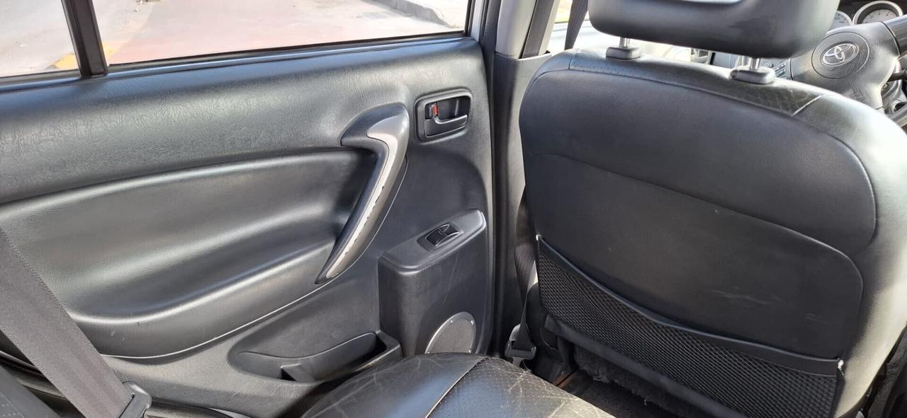 Toyota RAV 4 RAV4 2.0 Tdi D-4D ISCRITTA ASI TETTO APRIBILE