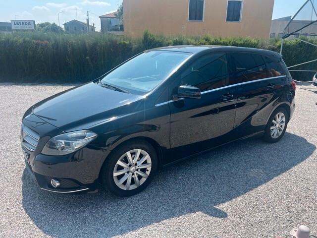 Mercedes-Benz B 180 Cdi Premium - Motore Mercedes 1.8 cc 109 Cv