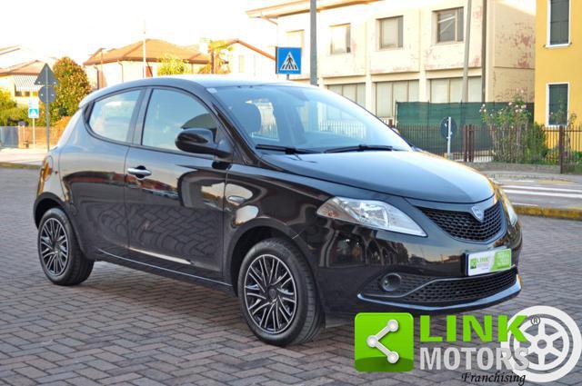 LANCIA Ypsilon 1.2 69 CV 5 porte S&S Gold