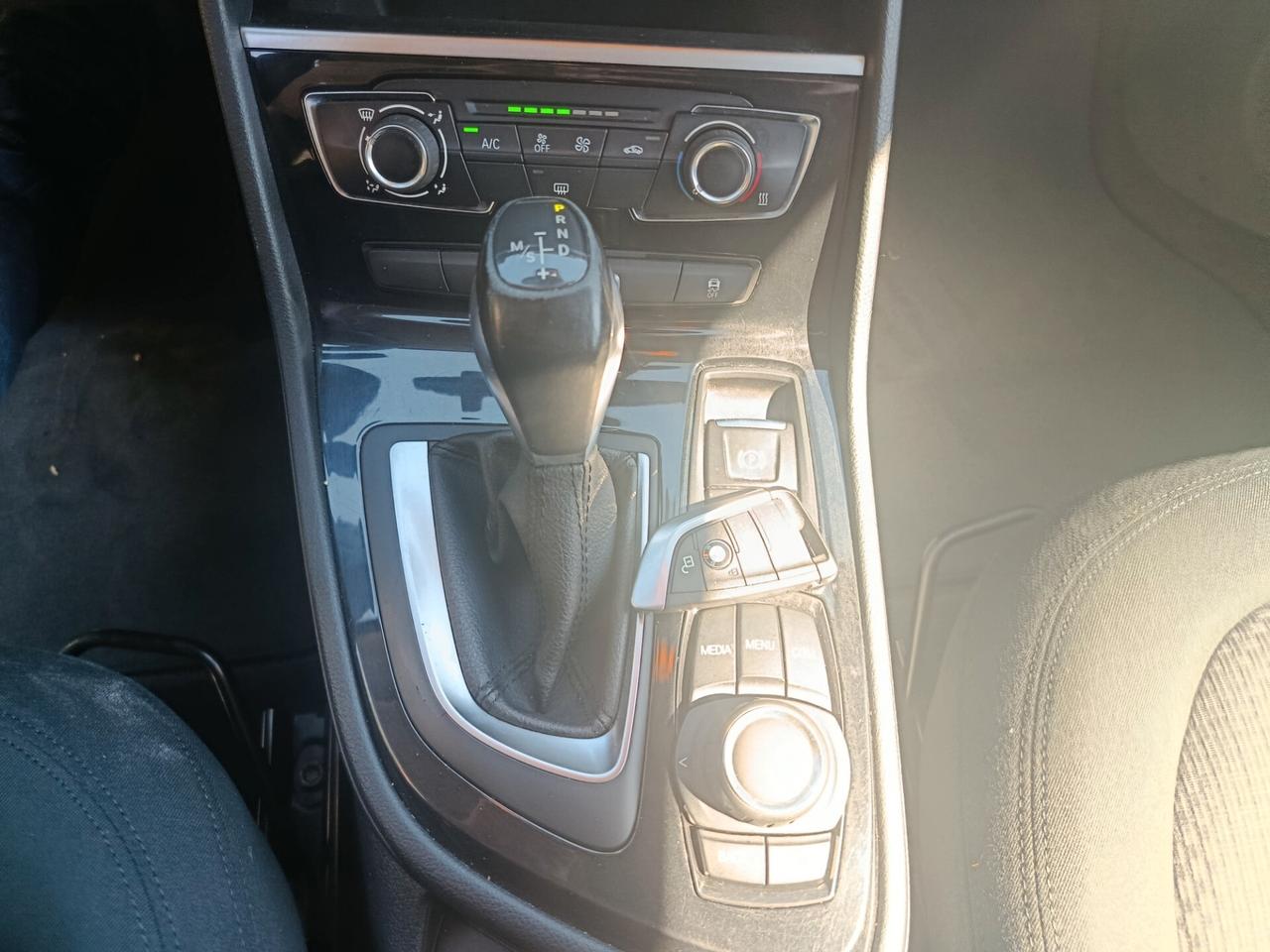 Bmw 2er Active Tourer 218d Advantage