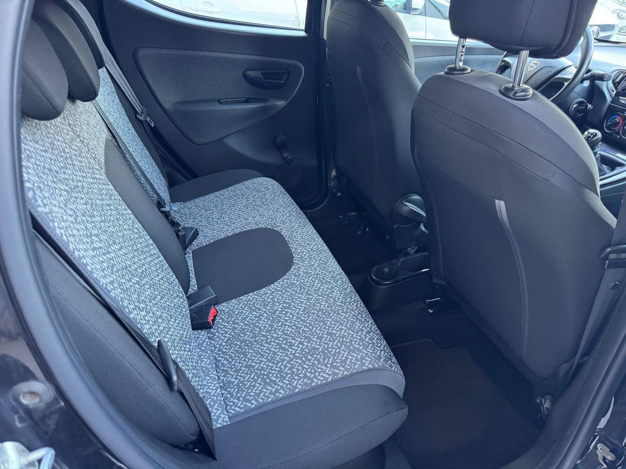 Lancia Ypsilon 1.2 69 CV 5 porte GPL Ecochic Elefantino Blu