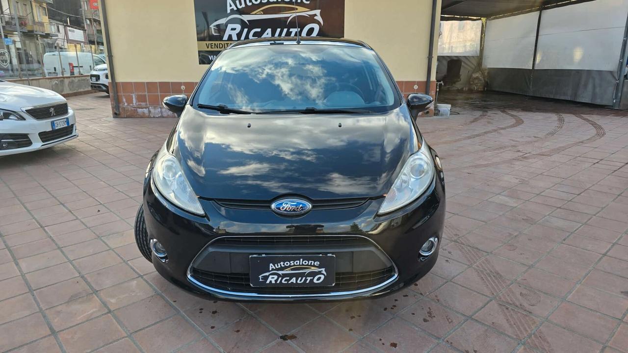 Ford Fiesta 1.4 TDCi 68CV 5 porte Titanium
