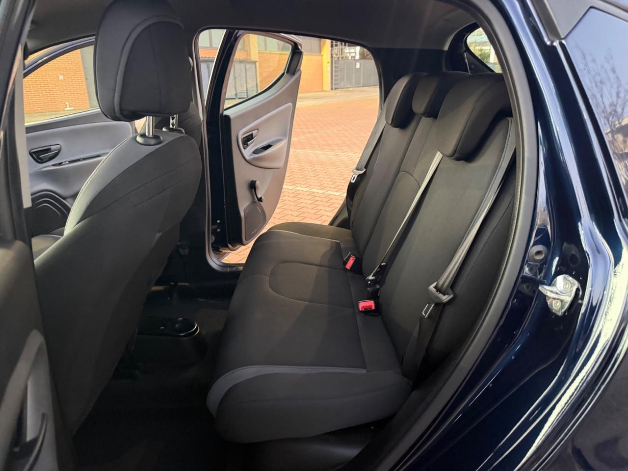 Lancia Ypsilon 1.2 GPL Ecochic Silver