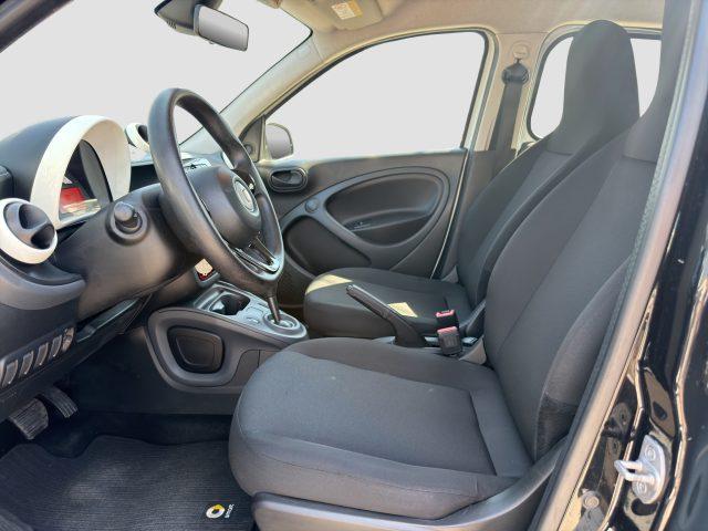SMART ForFour forfour EQ youngster
