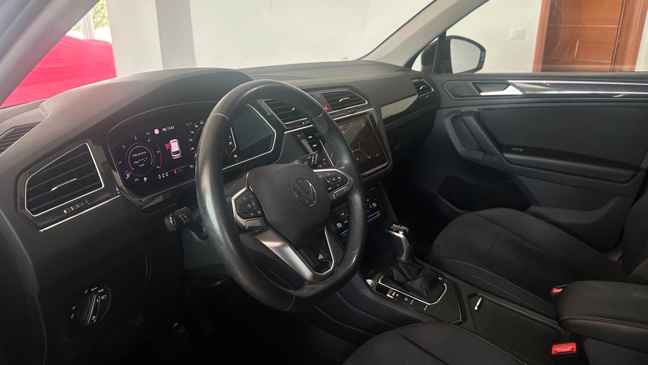 Volkswagen Tiguan 2.0 TDI 150 CV SCR DSG Elegance