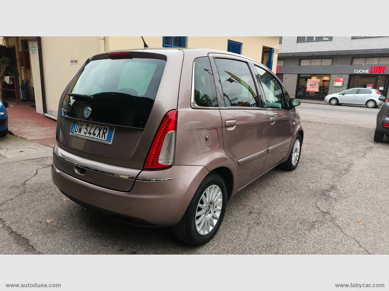 LANCIA Musa 1.4 16V Platino