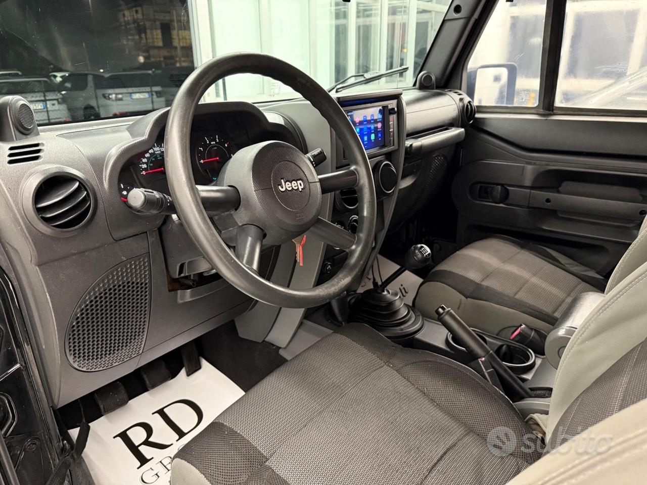 Jeep Wrangler 2.8 Unlimited CRD DPF Sport cabrio T