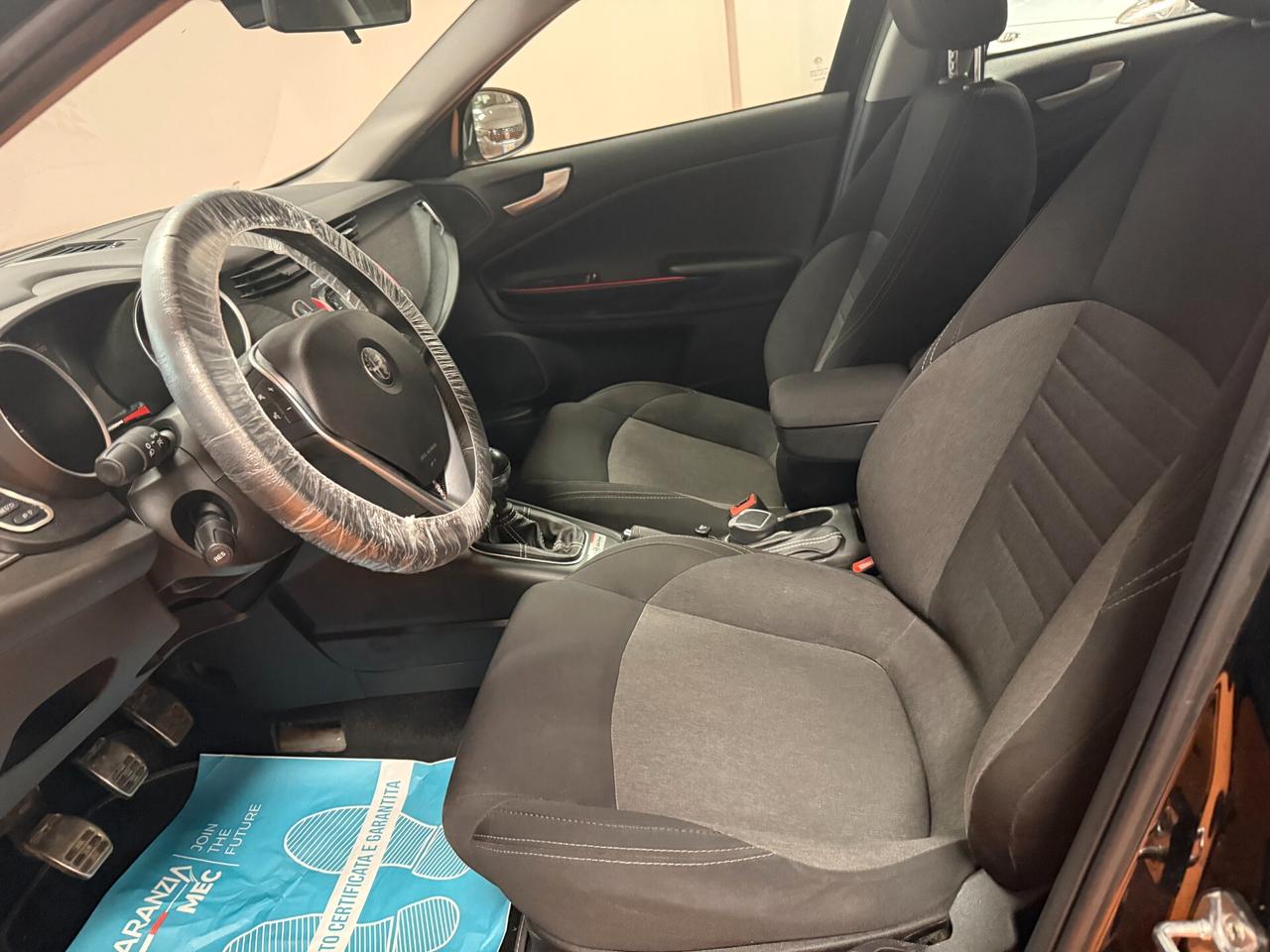 Alfa Romeo Giulietta 1.6 JTDm TCT 120 CV