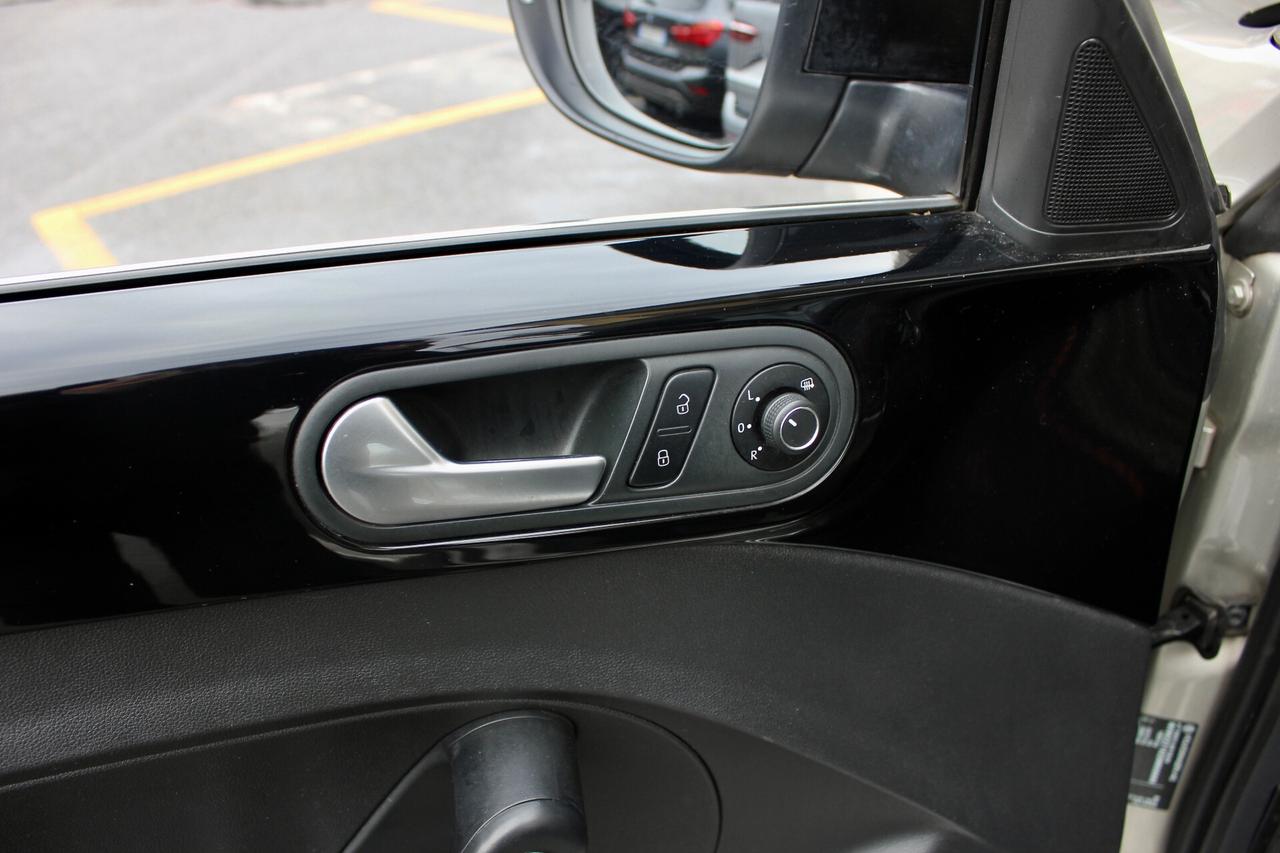 Volkswagen Maggiolino Cabrio 1.2 TSI DSG FULL LED SEDILI RISC