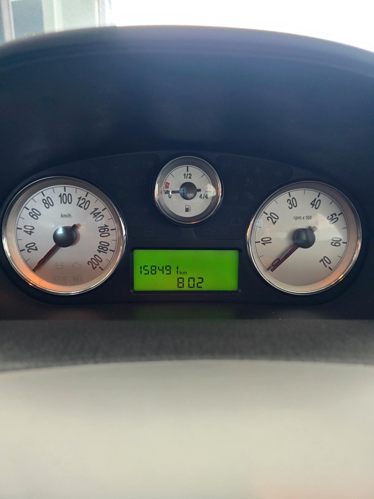 Lancia Ypsilon 1.3 MJT 75 CV Platino