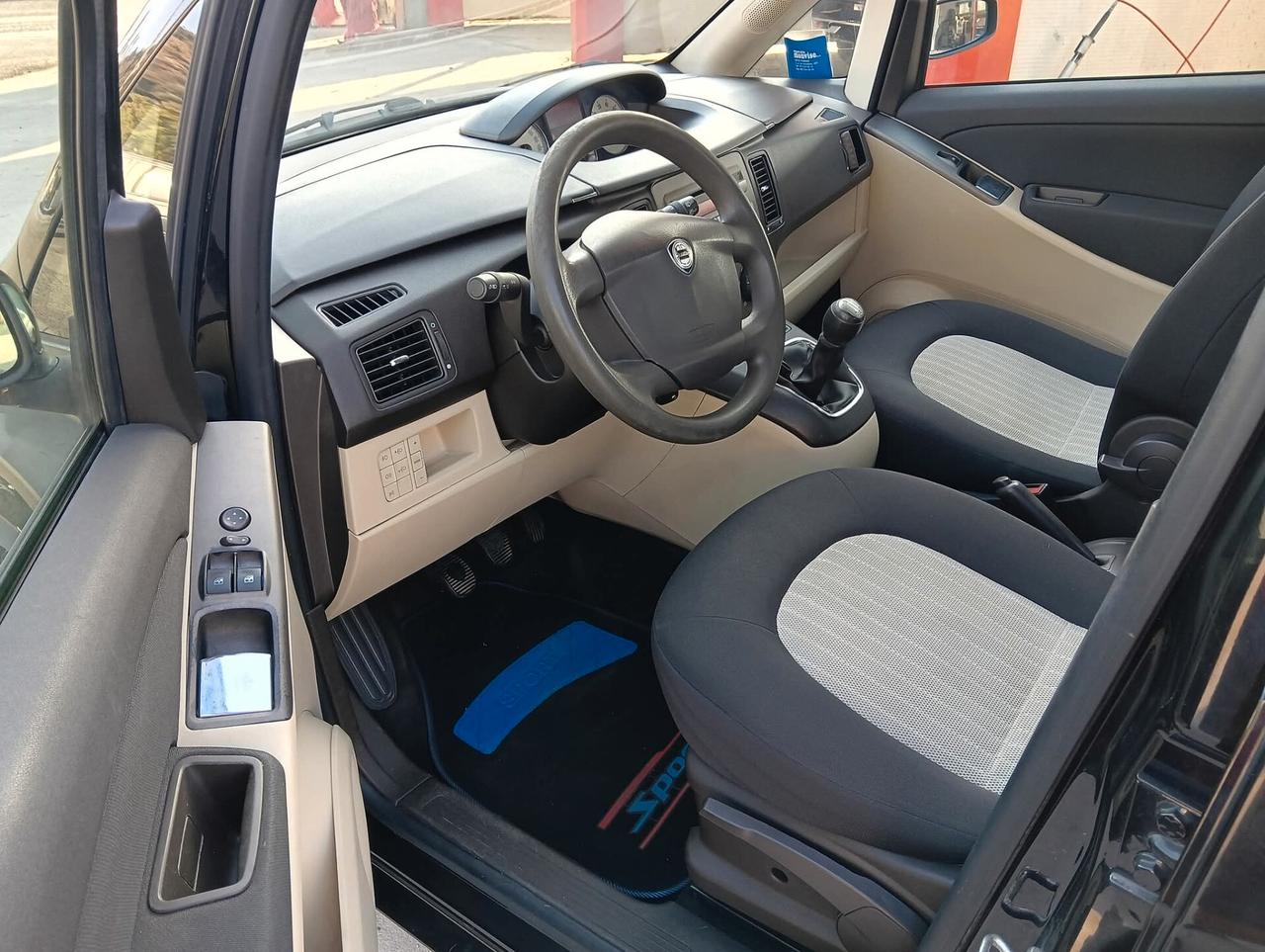 Lancia MUSA 1.3 Multijet 16V 90 CV Platino Plus