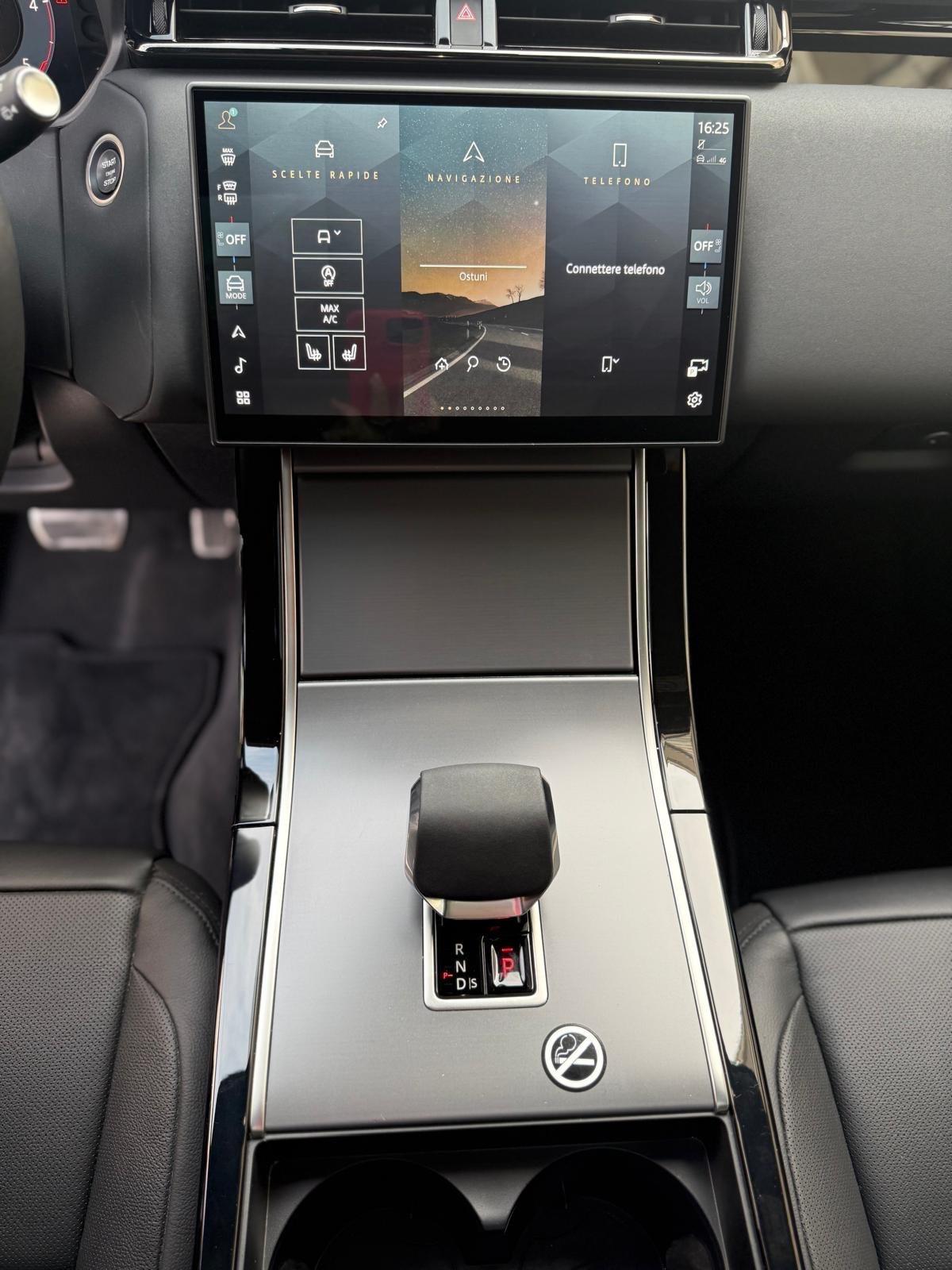 Land Rover Range Velar 3.0D l6 300 CV Dynamic SE