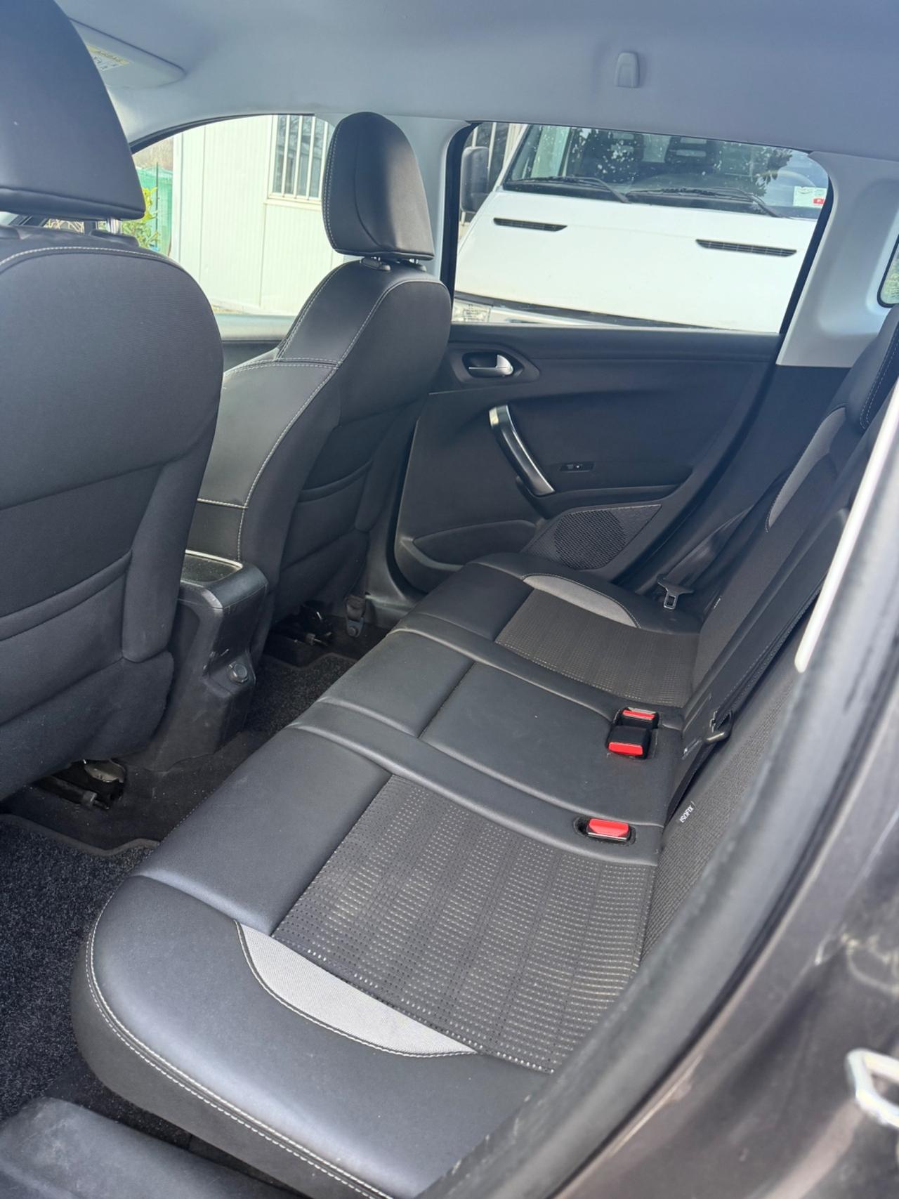 Peugeot 2008 PureTech Turbo 110 S&S GT Line