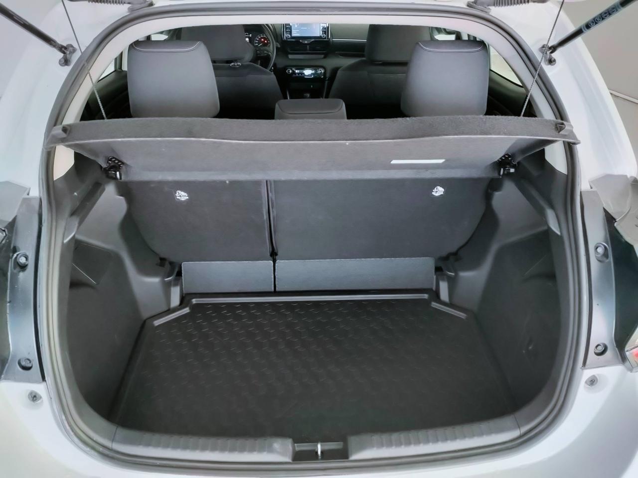 TOYOTA Yaris IV 2020 - Yaris 1.5h Active