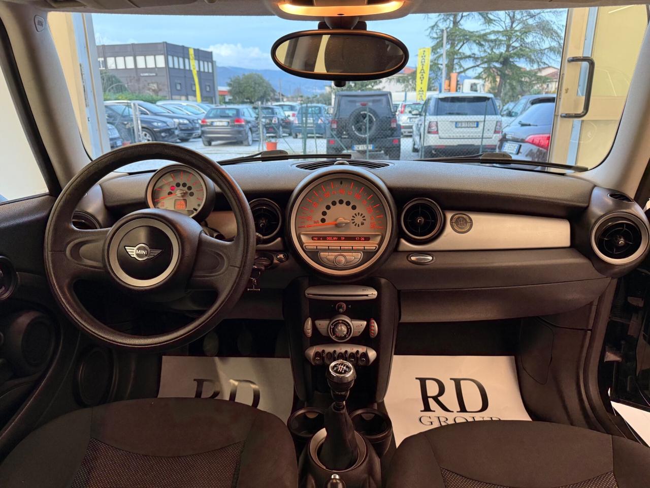 Mini 1.4 16V One ok neopatentati