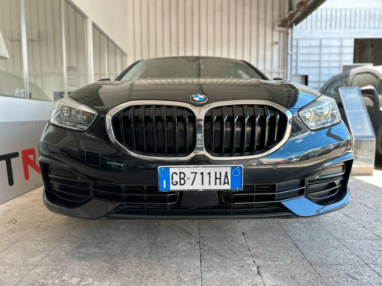 Bmw 116 116d 5p. Advantage auto
