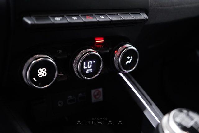 RENAULT Clio TCe 90cv 5 porte Techno