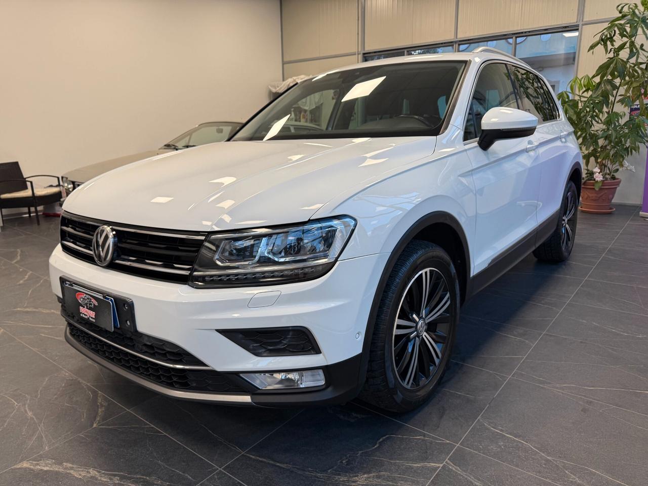 Volkswagen Tiguan 2.0 TDI SCR 4MOTION Business BlueMotion Technology