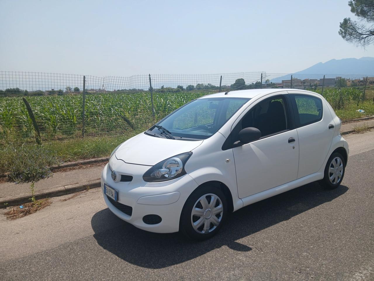 Toyota Aygo 1.0 12V VVT-i 5 porte Lounge Connect