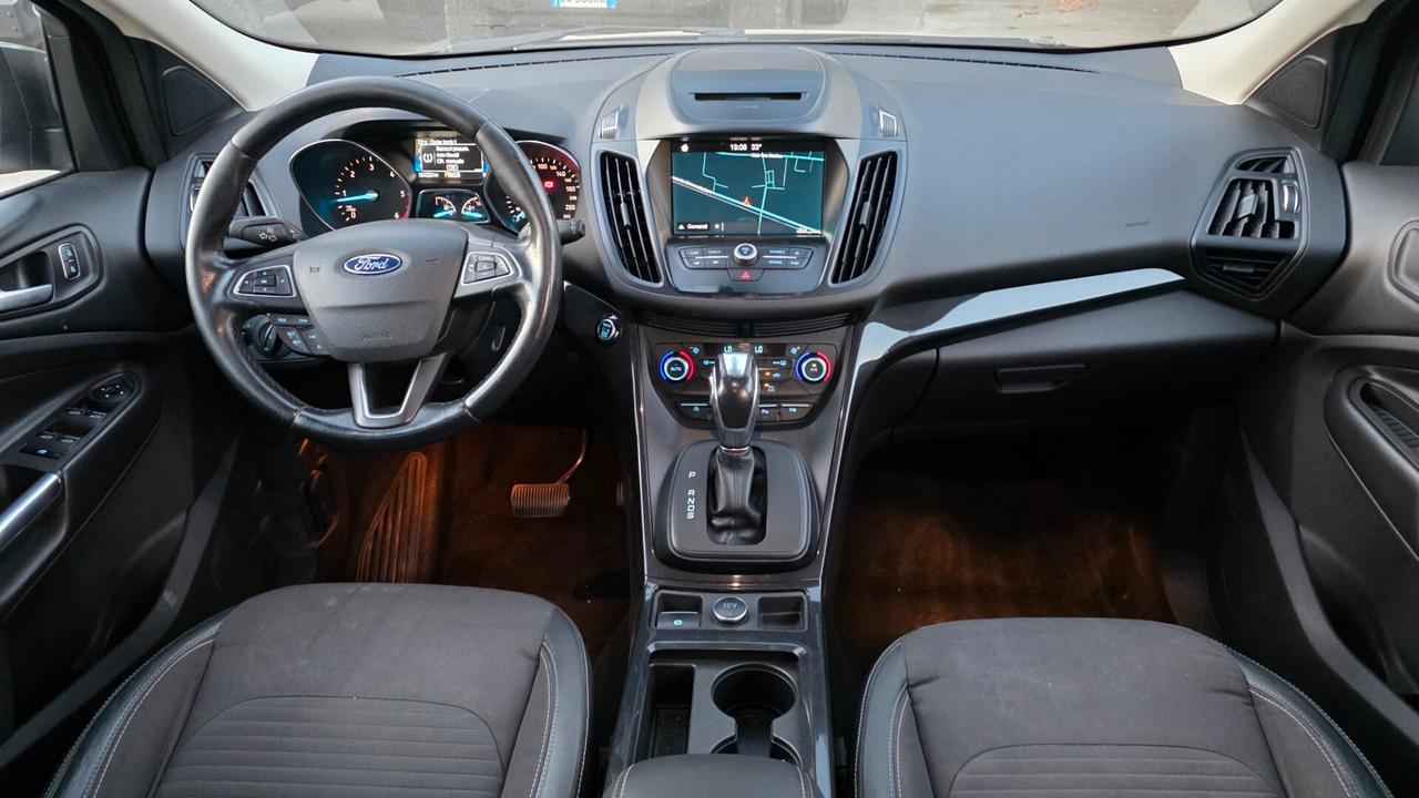 Ford Kuga 1.5 TDCI 120 CV S&S 2WD Powershift Edition